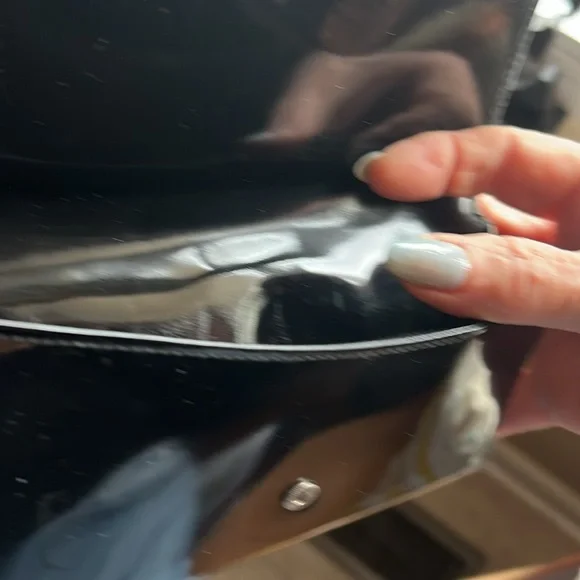 Wallet- Gucci’s Tom Ford era!   Sleek and subdued. - Picture 3 of 7